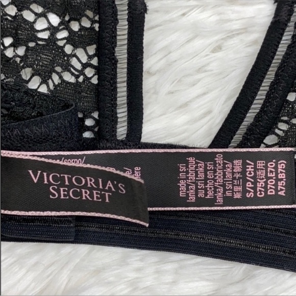 Victoria's Secret Black Lace Halter Bra - Picture 4 of 6